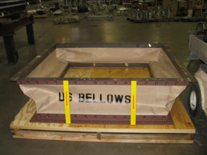 Reducing fabric expansion joints