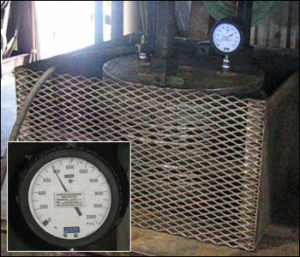 Burst test gauge
